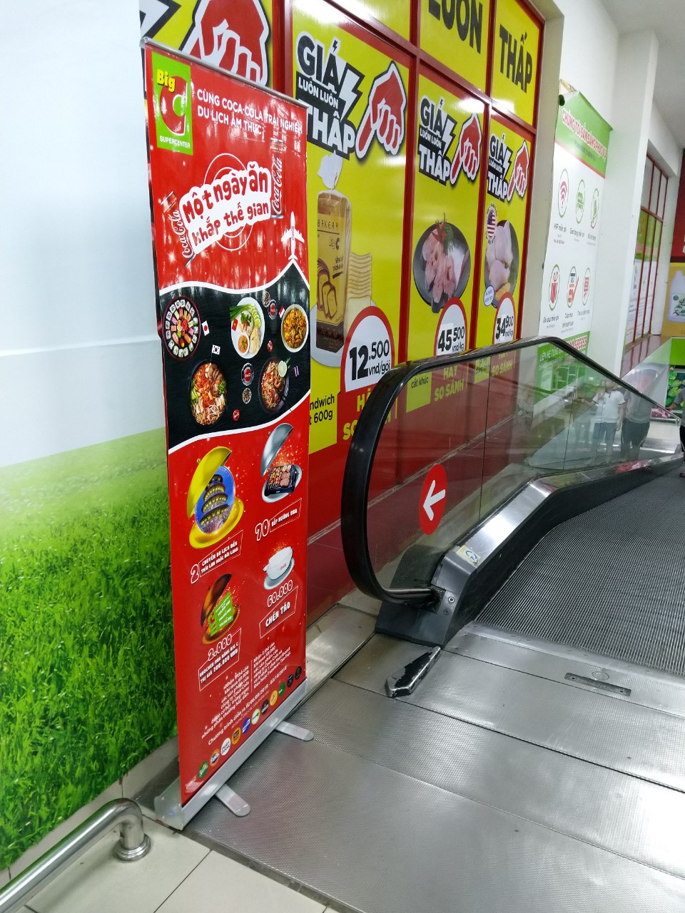Banner - standee Cuốn Nhôm thường kích thước 80x200cm 1 standee cuon nhom thuong 06