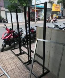 Khung standee chân sắt tốt 60x160cm 7 stande sắt