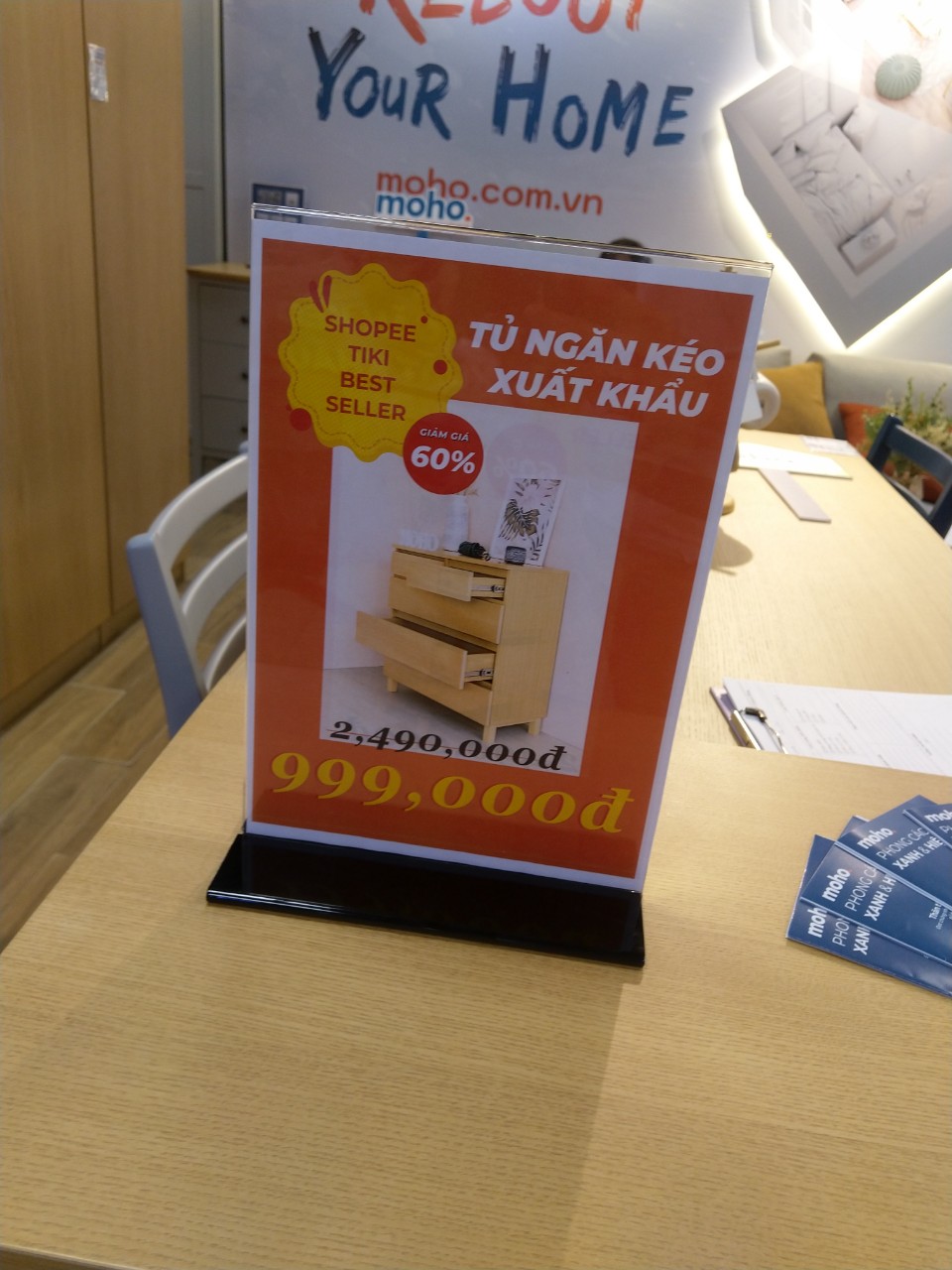 Standee để bàn mica A4 1 Standee để bàn mica A4