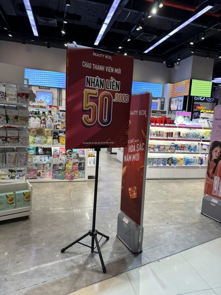 Standee Quảng Cáo Việt Nam 44 standee chữ thập