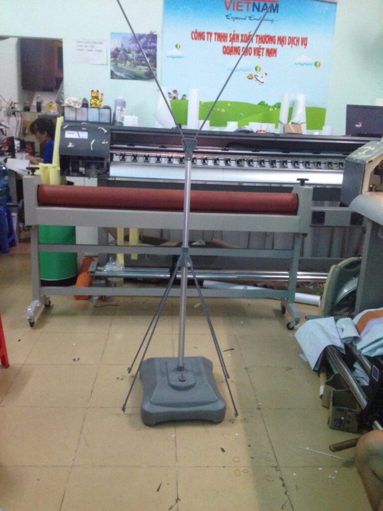 Standee Quảng Cáo Việt Nam 41 standee đế nước